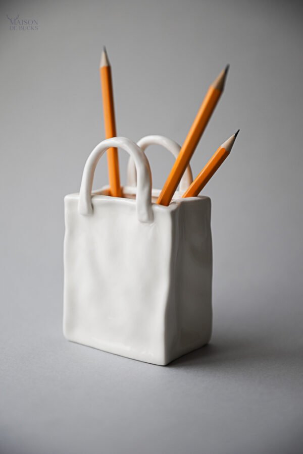 Small White Handbag Ceramic Vase – 11.5 cm