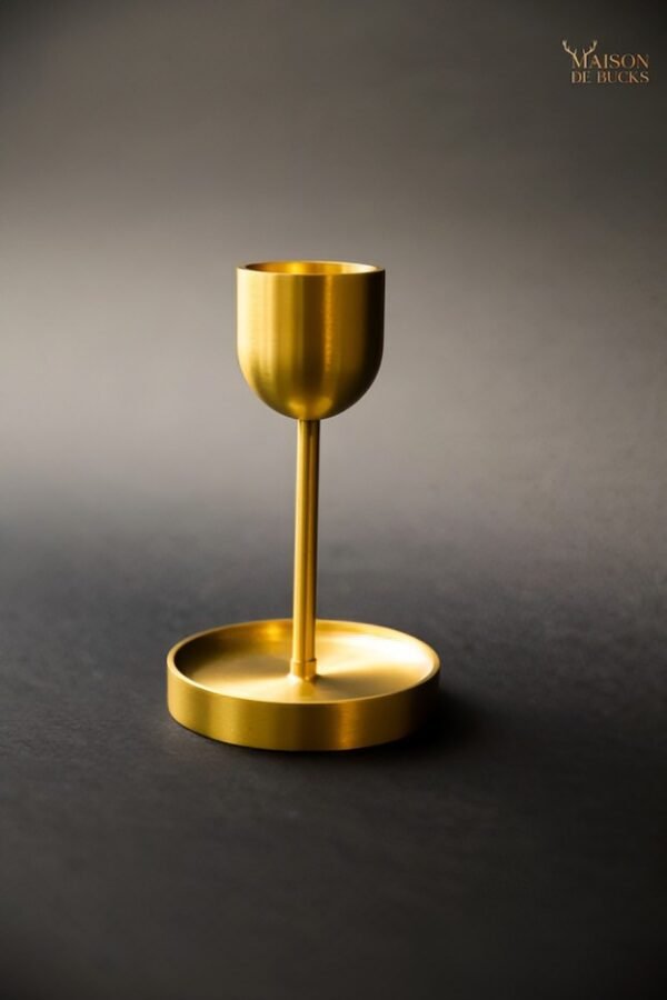 MAison de Bucks Windsor Brass Candle holder